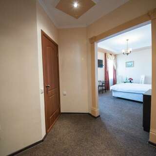 Гостиница Парадиз Горячий Ключ Двухместный Комфорт с двуспальной или раздельными кроватями-2