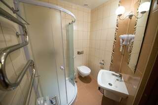 Гостиница Парадиз Горячий Ключ Семейный двухкомнатный номер-5