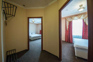 Гостиница Парадиз Горячий Ключ Семейный двухкомнатный номер-4