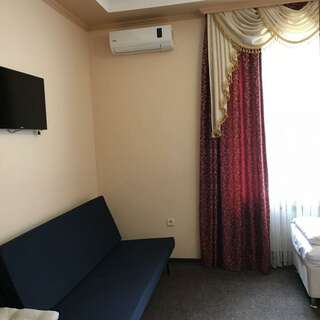 Гостиница Парадиз Горячий Ключ Полулюкс с балконом-2