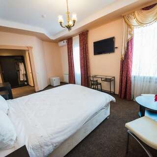 Гостиница Парадиз Горячий Ключ Двухместный Комфорт с двуспальной или раздельными кроватями-1